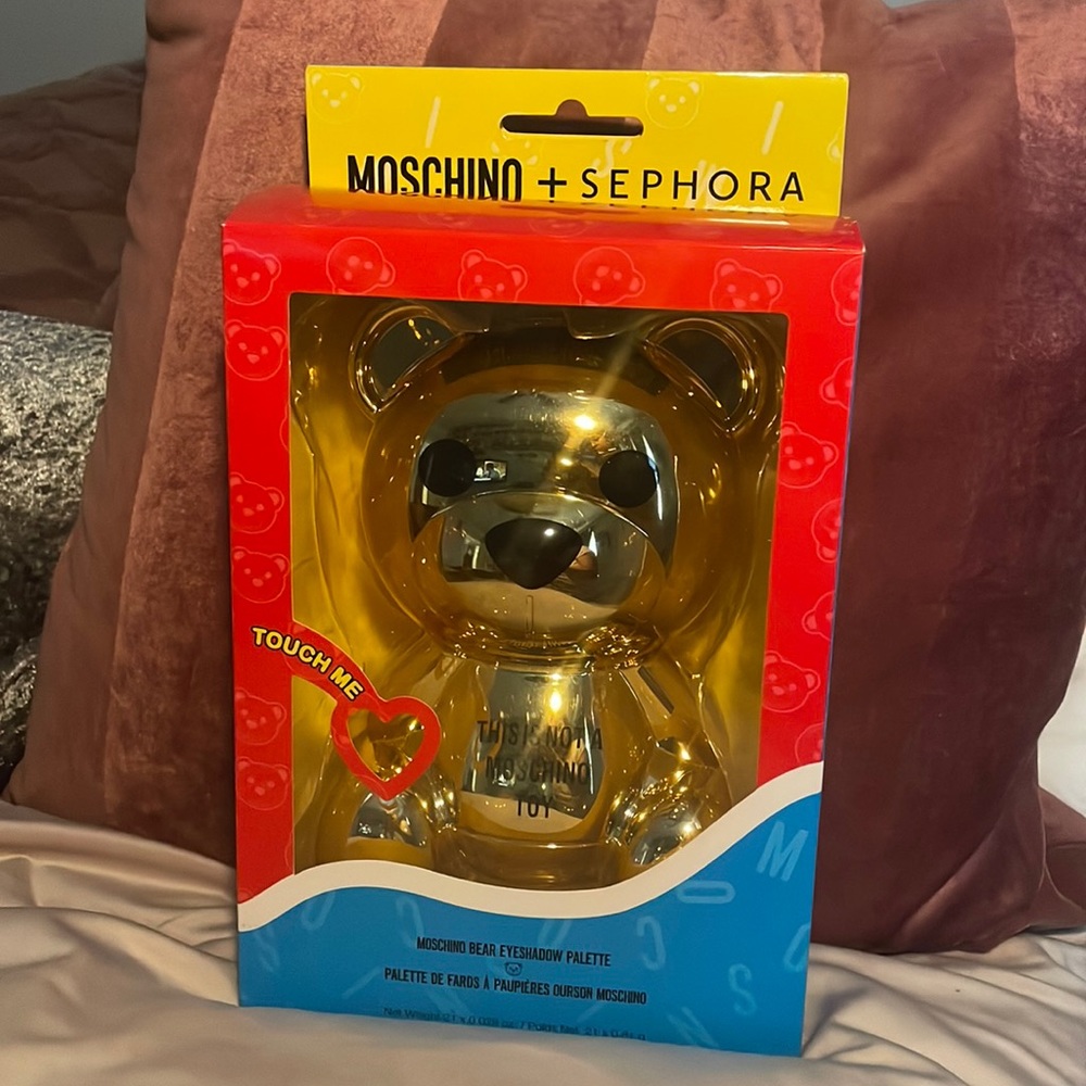 Brand New Moschino x Sephora Bear Palette (2019)